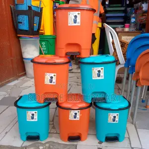 20 Litre Compact Heavy-Duty Wastebin With Foot Pedal