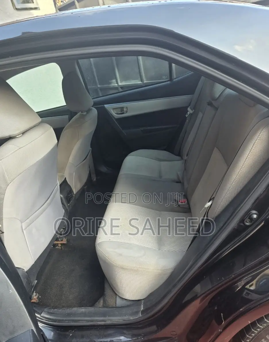 Toyota Corolla 2015 Black