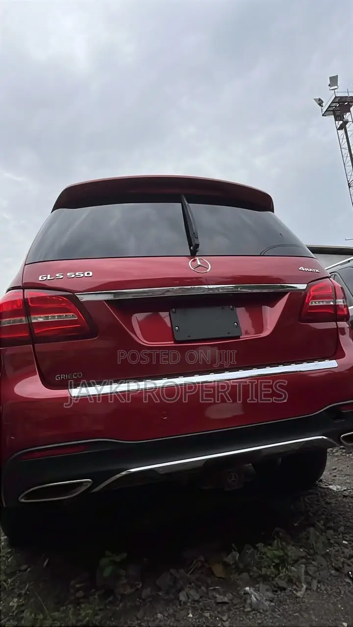 Mercedes-Benz GLS-Class 2018 Red