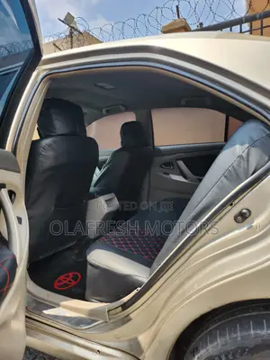 Toyota Camry 2008 Gold