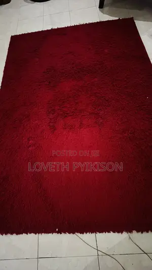 Wine Red Shaggy Centre Rug