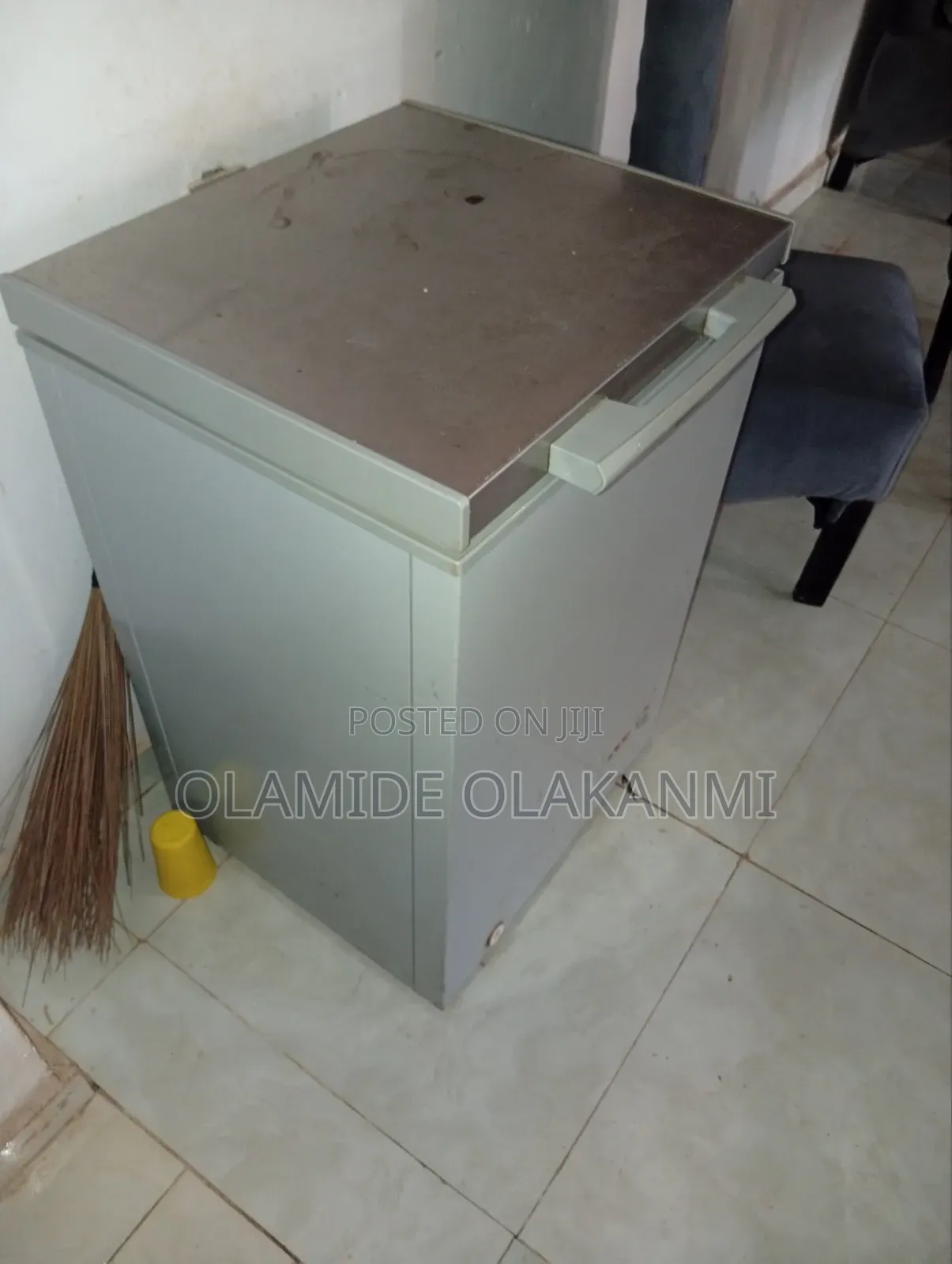 Like New Midea Chest Freezer