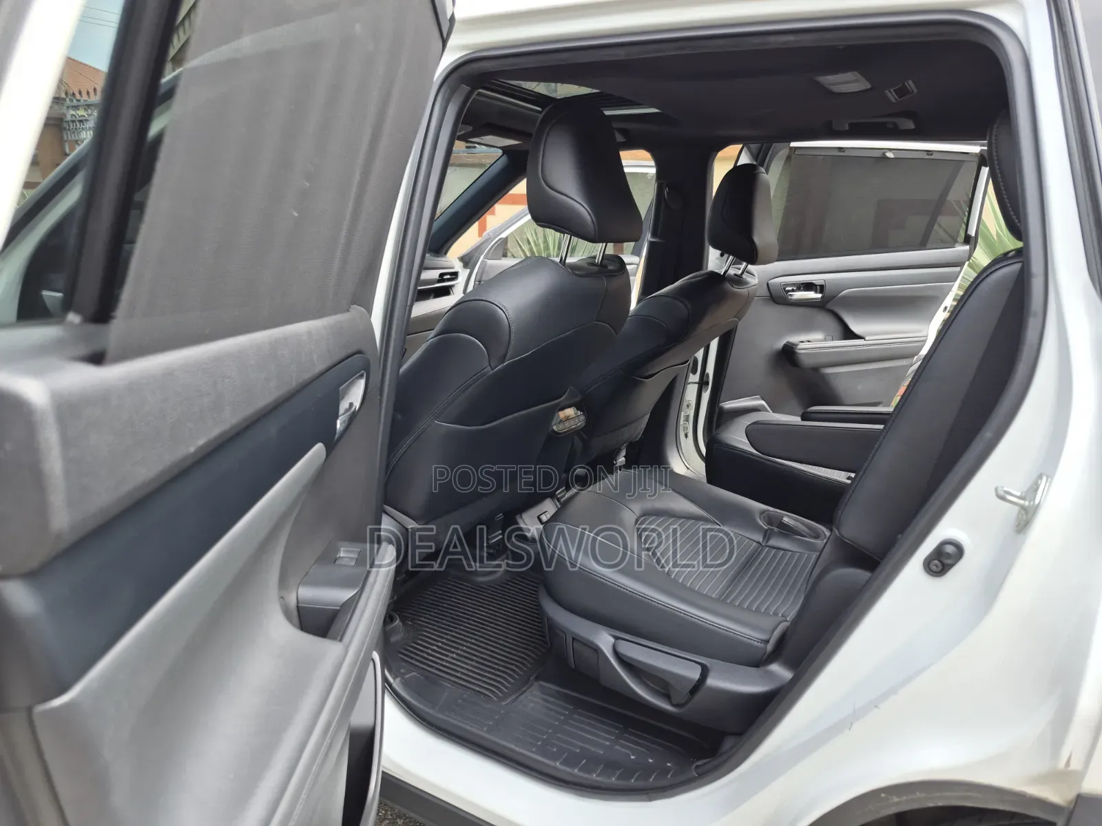 Toyota Highlander XSE AWD 2023 White