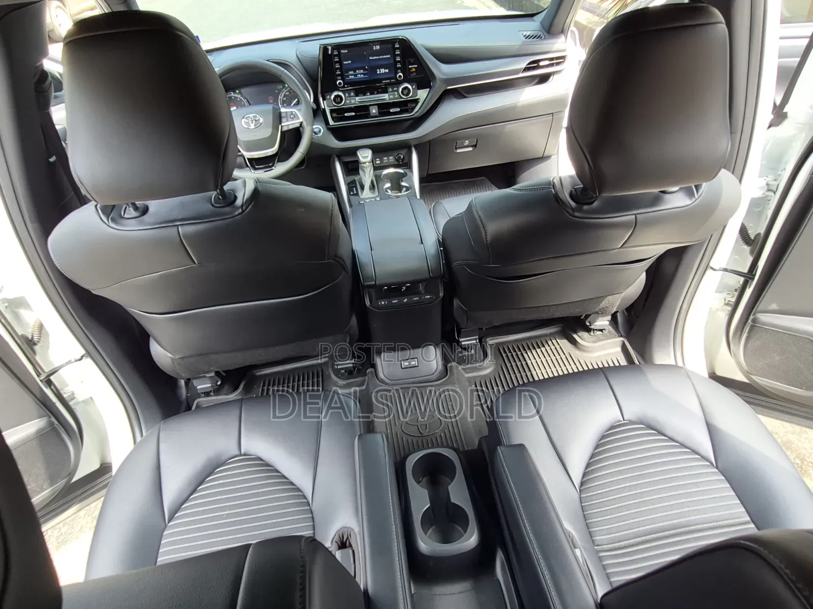 Toyota Highlander XSE AWD 2023 White