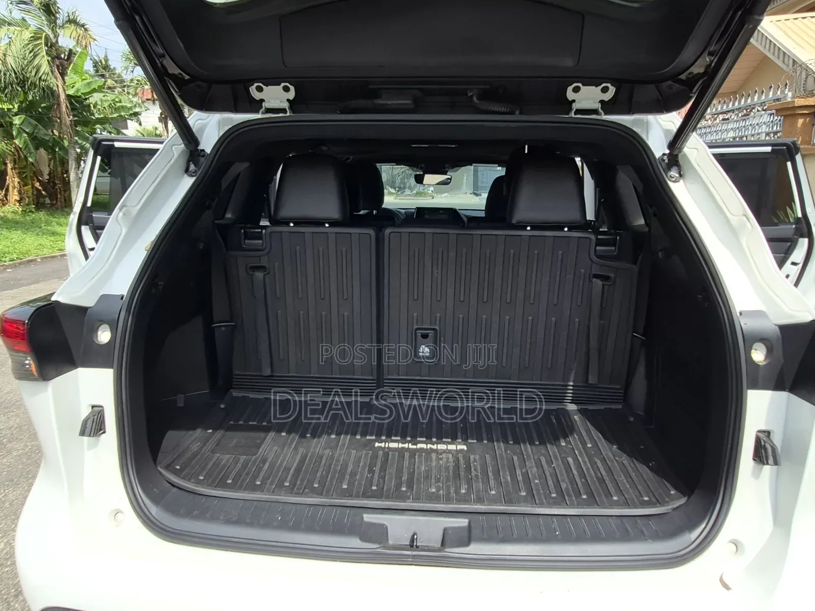 Toyota Highlander XSE AWD 2023 White