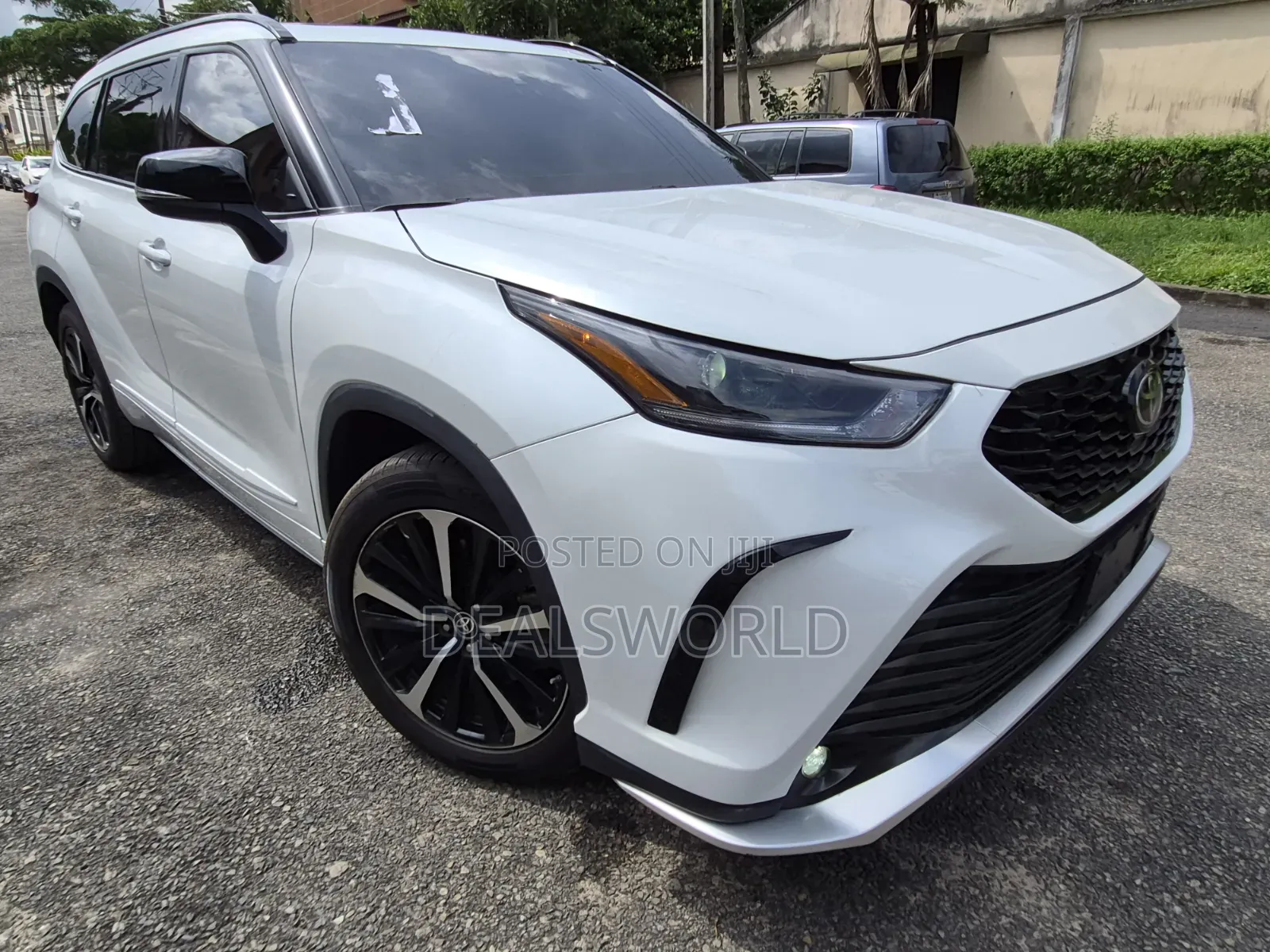 Toyota Highlander XSE AWD 2023 White