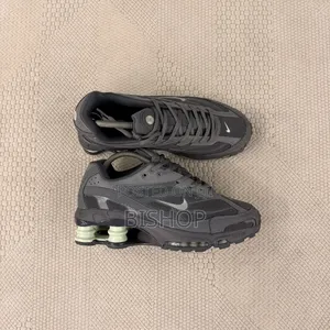 Supreme X Nike Shox Ride 2 Sneakers