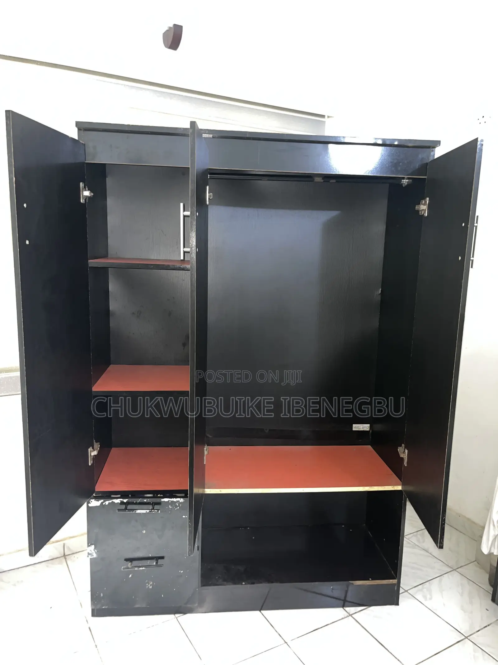 4 Ft Wide Wardrobe