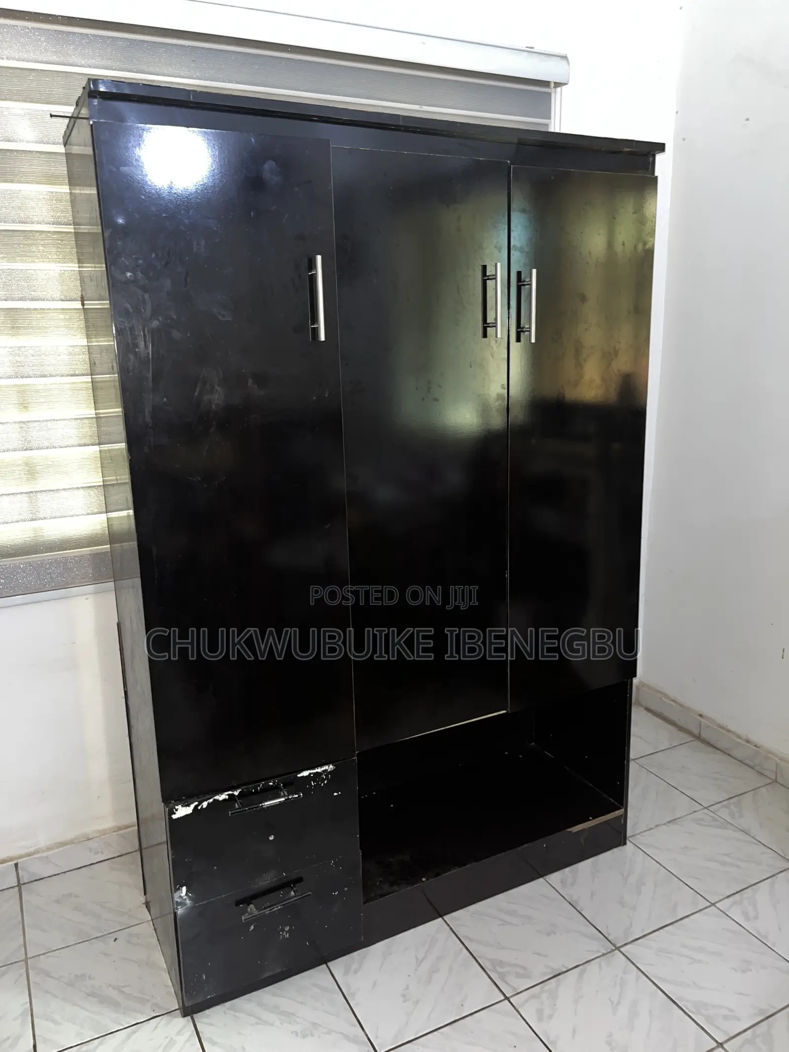 4 Ft Wide Wardrobe