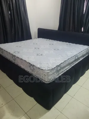 6by6 Bed and Mattrass