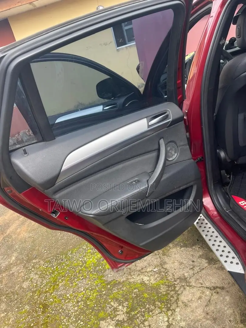 BMW X6 2012 Red
