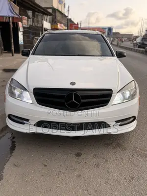 Mercedes-Benz C300 Sport Sedan AWD (3.0L 6cyl 7A) 2008 White