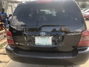 Toyota Highlander 2004 Black
