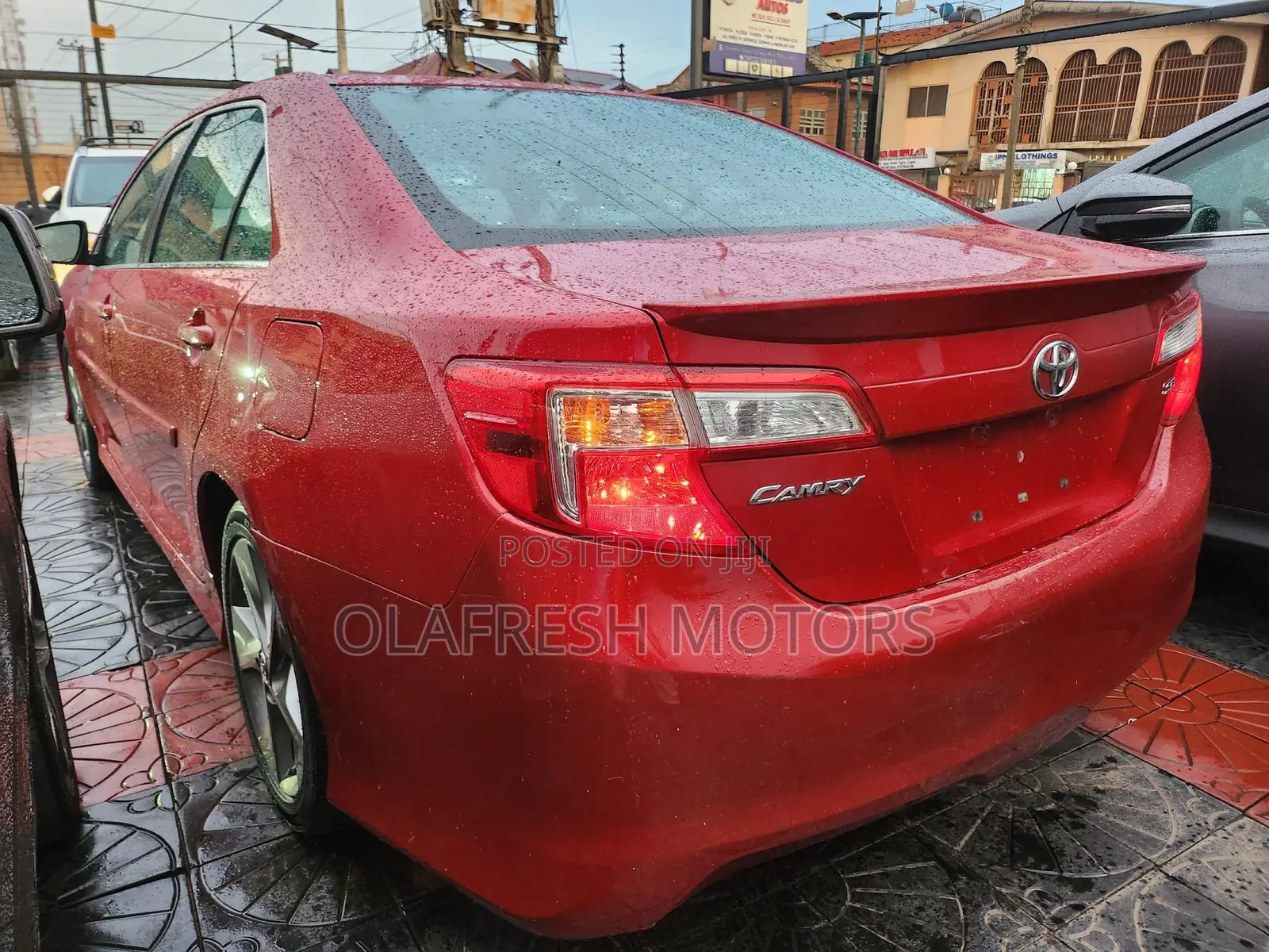 Toyota Camry 2014 Red