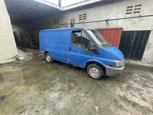 Ford Transit 2000 Blue