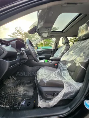 Toyota RAV4 2022 Black