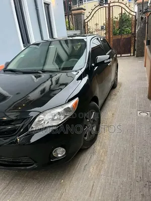 Toyota Corolla 2012 Black