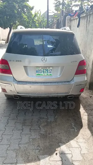 Mercedes-Benz GLK-Class 2011 Silver