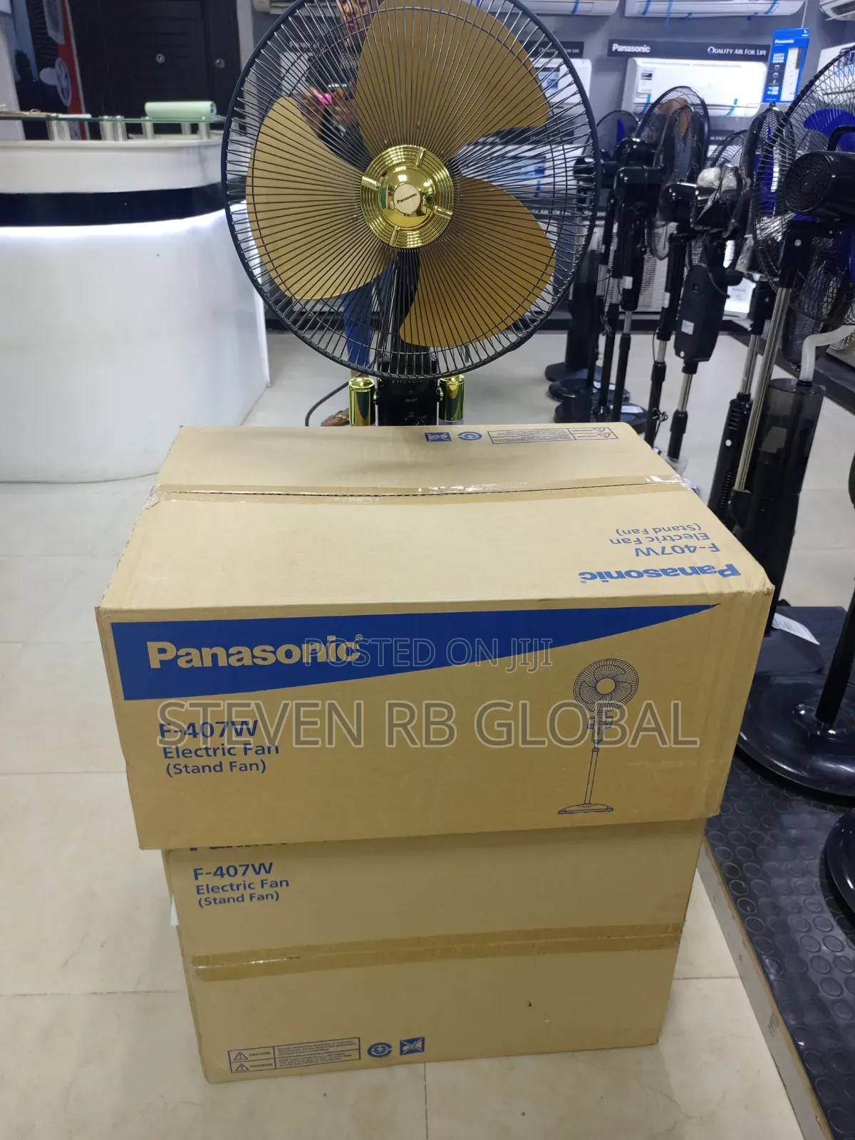 Panasonic Standing Fan With Side Lights | F-407w
