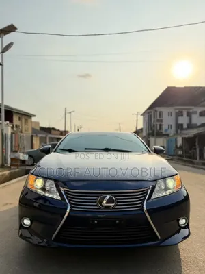Lexus ES 2014 Blue