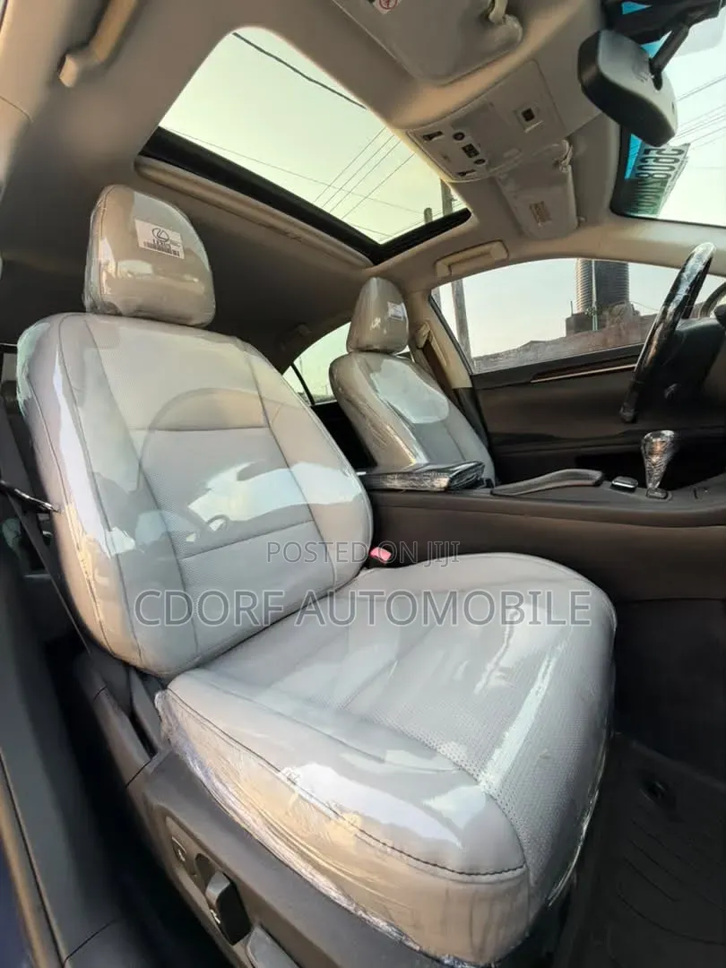 Lexus ES 2014 Blue