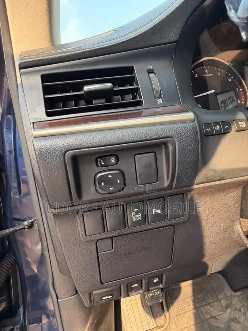 Lexus ES 2014 Blue