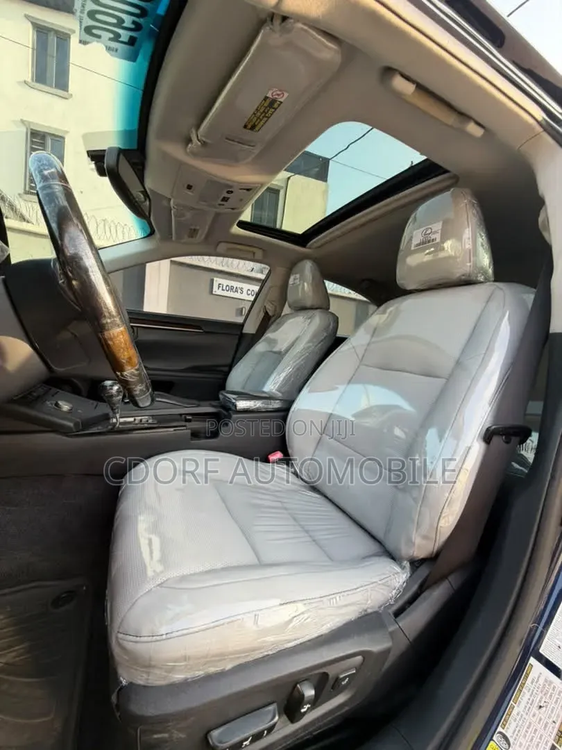 Lexus ES 2014 Blue