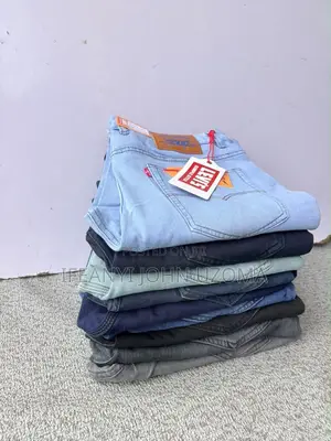 Classic Straight Cut Jeans