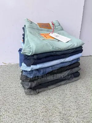 Classic Straight Cut Jeans