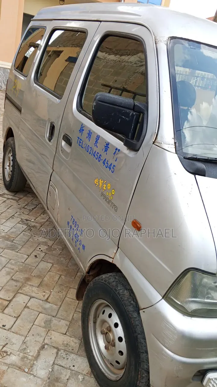 Suzuki Every 2005 Silver