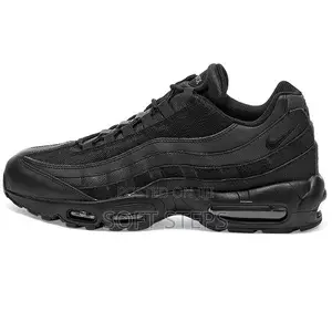 Nike Air Max 95 "Triple Black"