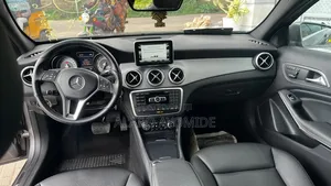 Mercedes-Benz GLA 250 2015 Gray