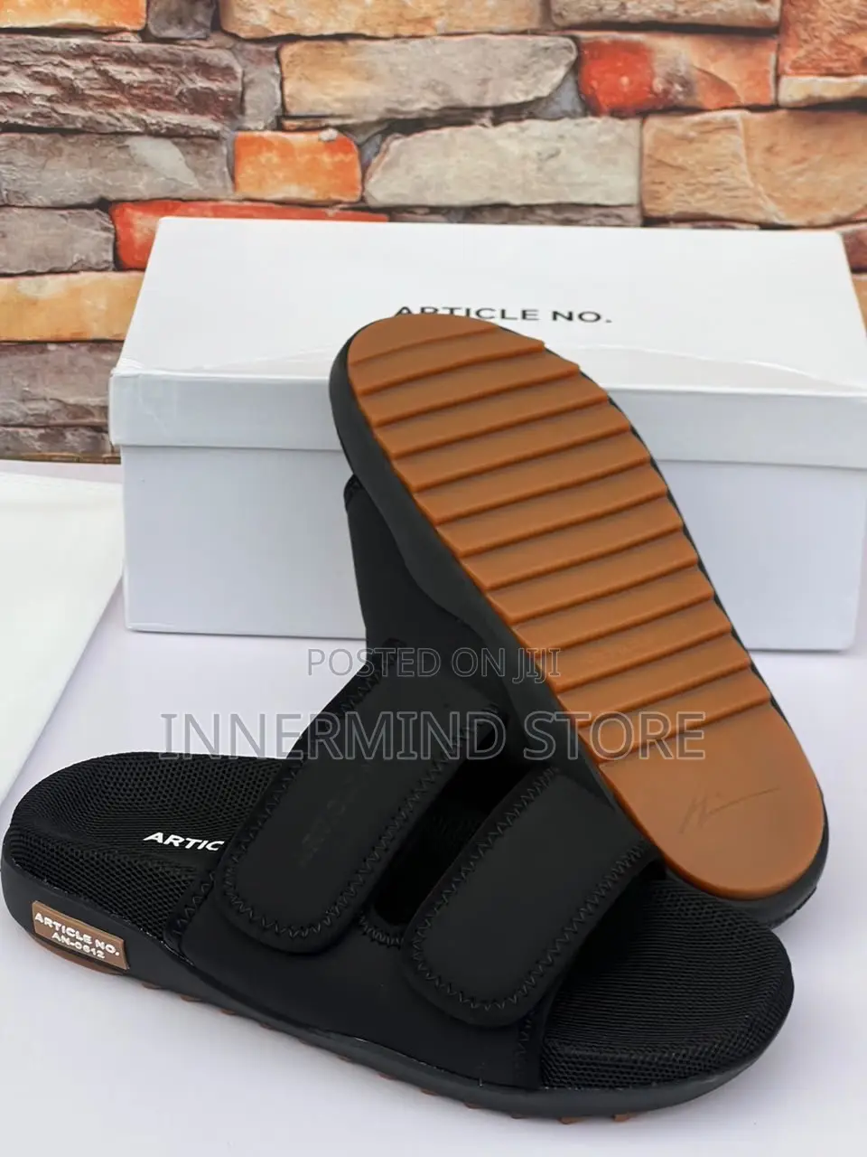 Top Quality Article Slippers for Men
