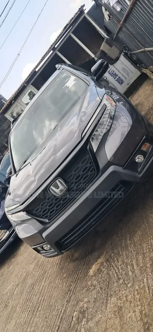 Honda Passport Touring AWD 2019 Gray