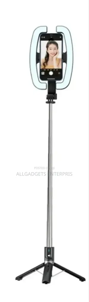 Selfie Stick With Light