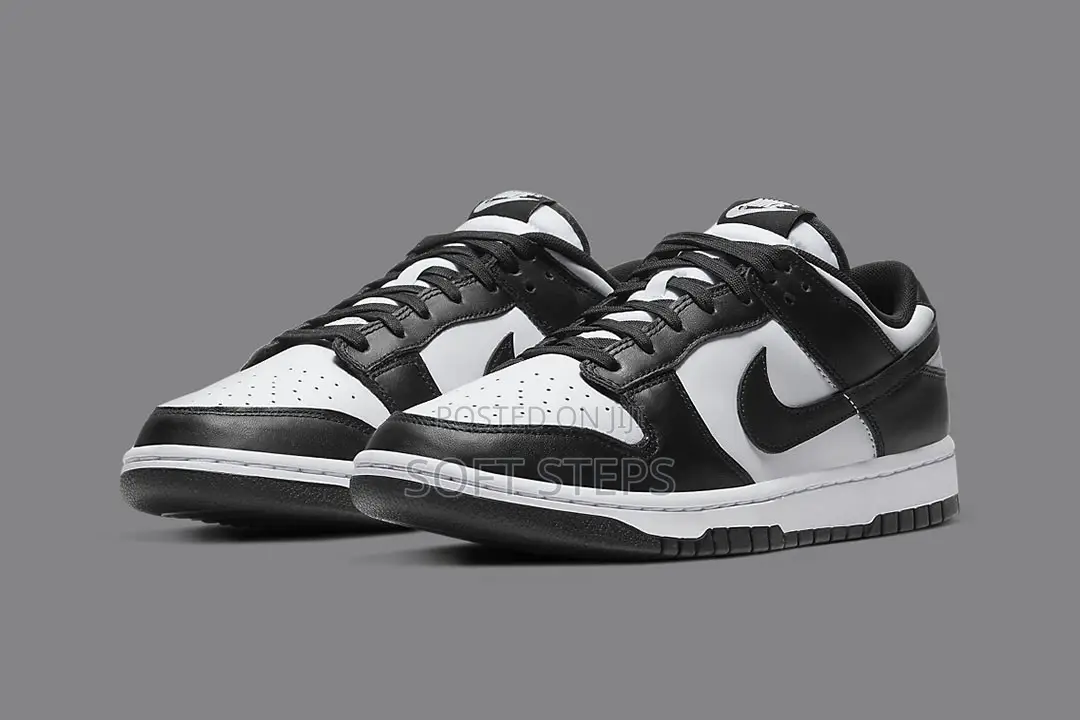 Nike Dunk Low Retro "Panda"