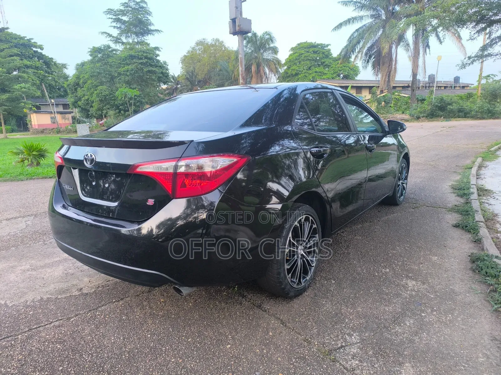Toyota Corolla 2015 Black