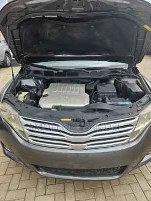 Toyota Venza V6 AWD 2010 Gray