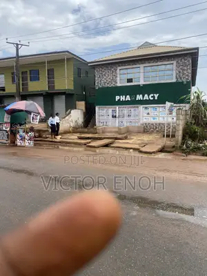5bdrm Duplex in Ikorodu Garage for sale