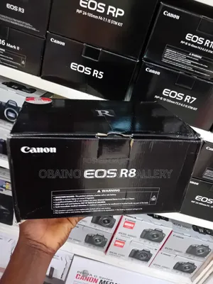 Canon Eos R8
