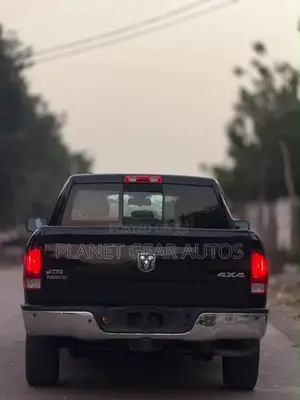 RAM 1500 2013 Black