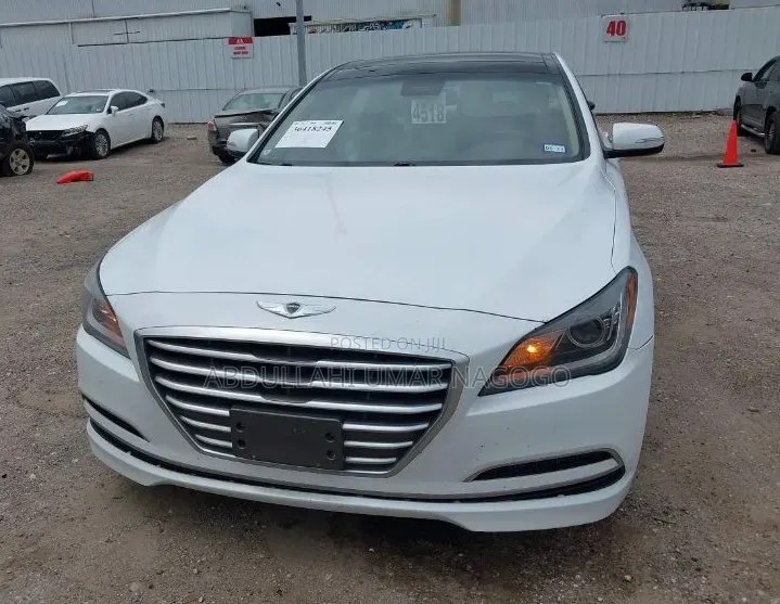 Hyundai Genesis 2017 White