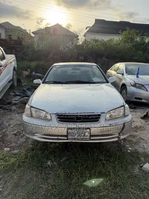 Toyota Camry 2002 Silver