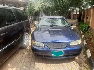 Ford Mustang Convertible 2000 Blue