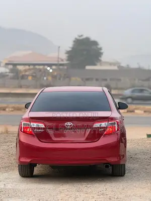 Toyota Camry SE 4dr Sedan (3.5L 6cyl 6A) 2014 Red