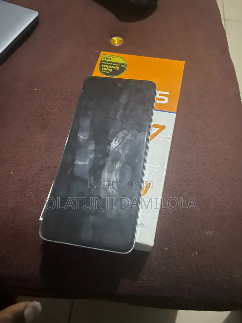 Tecno Spark 20 128 GB