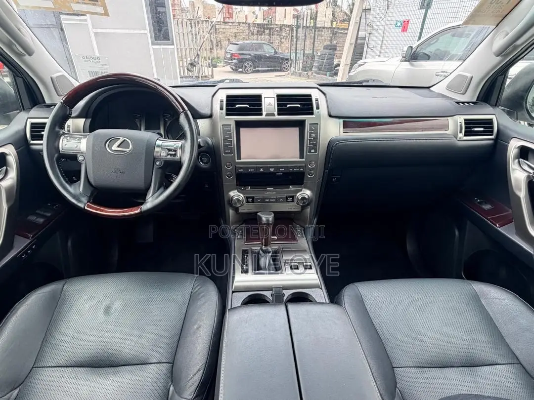 Lexus GX 460 Luxury 2018 White