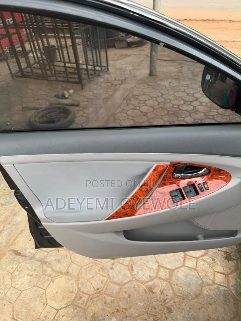 Toyota Camry 2010 Black