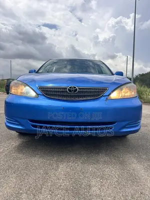 Toyota Camry 2004 Blue