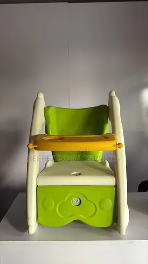 Kids Feeding Chair That Converts Into a Rocker